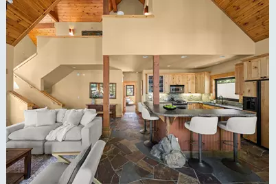 12015 Julian Avenue, Truckee, CA 96161 - Photo 9