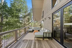 12015 Julian Ave, Truckee, CA 96161 - Photo 5