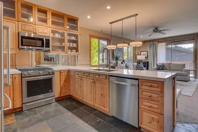 11592 Dolomite Way #Unit 2, Truckee, CA 96161 - Photo 5
