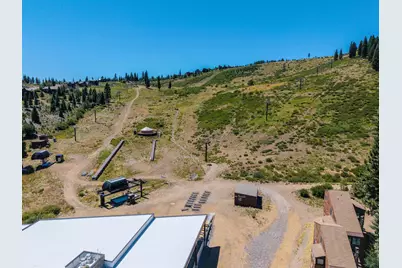 11589 Snowpeak Way #106, Truckee, CA 96161 - Photo 25