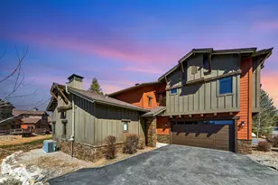 11837 Hope Ct, Truckee, CA 96161 - Photo 3