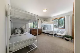 12474 Lakeview Ct, Truckee, CA 96161 - Photo 23