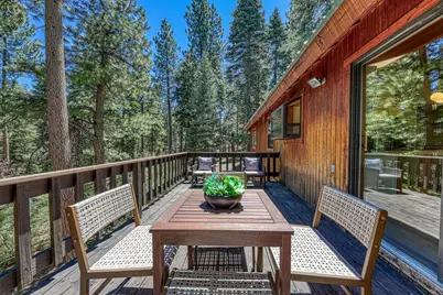 12474 Lakeview Court, Truckee, CA 96161 - Photo 11