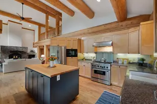 14386 Wolfgang Rd, Truckee, CA 96161 - Photo 9