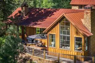 8625 Huntington Ct, Truckee, CA 96161 - Photo 5