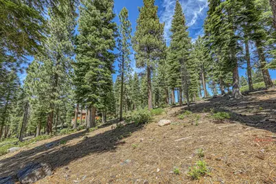 19060 Glades Place, Truckee, CA 96161 - Photo 15