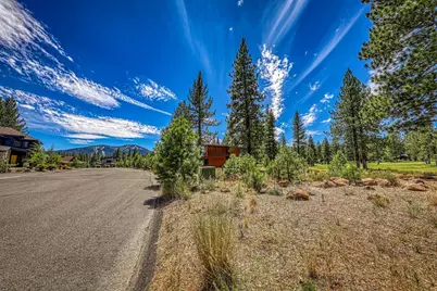 9177 Heartwood Drive, Truckee, CA 96161 - Photo 3