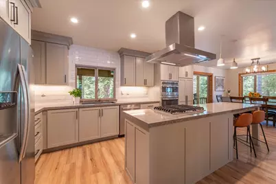 13666 Pathway Avenue, Truckee, CA 96161 - Photo 11