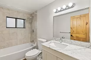 10595 Codogan St, Truckee, CA 96161 - Photo 11