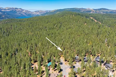 12134 Lamplighter Way, Truckee, CA 96161 - Photo 15
