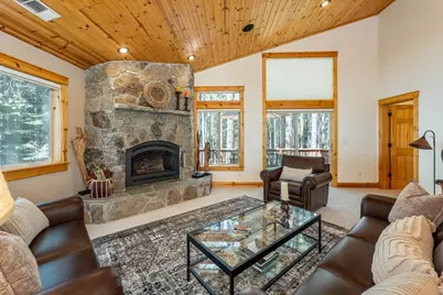 11715 Oslo Drive, Truckee, CA 96161 - Photo 3