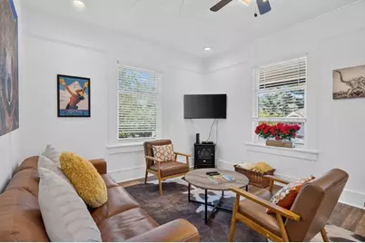 10037 Southeast River Street, Truckee, CA 96161 - Photo 9