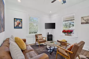 10037 SE River St, Truckee, CA 96161 - Photo 9
