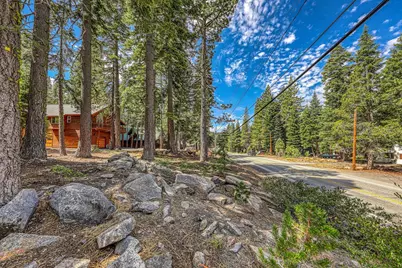 15753 Northwoods Boulevard, Truckee, CA 96161 - Photo 11