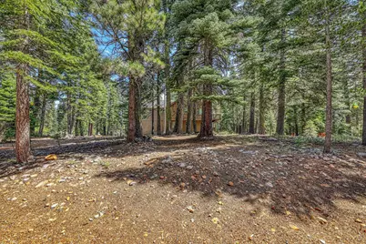 15753 Northwoods Boulevard, Truckee, CA 96161 - Photo 19