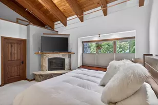 15735 Donner Pass Rd, Truckee, CA 96161 - Photo 13