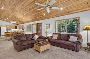11967 Snowpeak Way, Truckee, CA 96161 - Photo 23