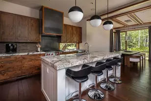 10445 Thunderbird Ct, Truckee, CA 96161 - Photo 9