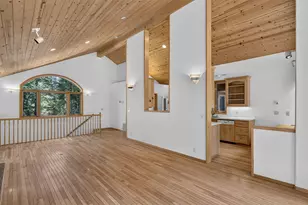 10510 Whiskey Jack Ct, Truckee, CA 96161 - Photo 7