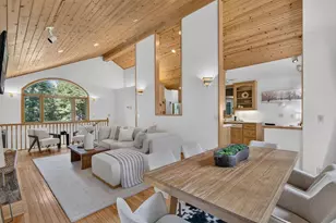 10510 Whiskey Jack Ct, Truckee, CA 96161 - Photo 3