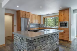 11715 Deerfield Dr, Truckee, CA 96161 - Photo 9
