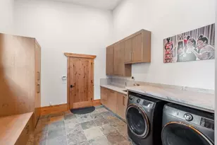 11582 Henness Rd, Truckee, CA 96161 - Photo 21