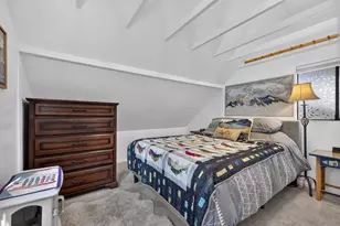 13444 Moraine Rd, Truckee, CA 96161 - Photo 9
