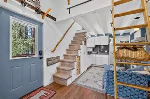 13444 Moraine Rd, Truckee, CA 96161 - Photo 3