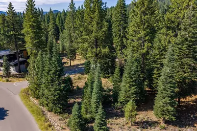 9099 Horned Lark Court, Truckee, CA 96161 - Photo 9
