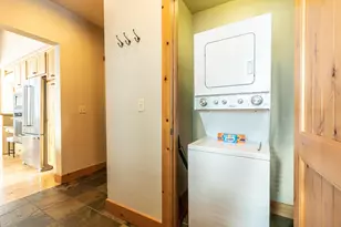 12238 Lookout Loop, Truckee, CA 96161 - Photo 25