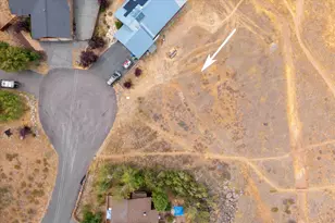 15880 Wellington Way, Truckee, CA 96161 - Photo 11
