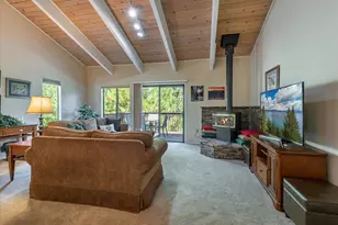 10248 Pine Cone Rd, Truckee, CA 96161 - Photo 5