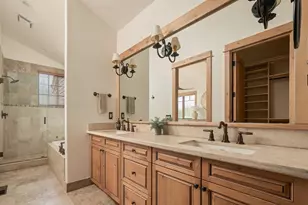 10240 Valmont Trail, Truckee, CA 96161 - Photo 13