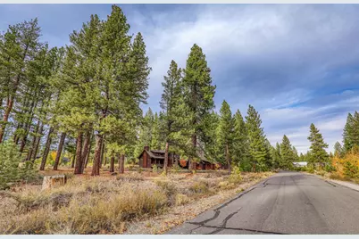 13058 Lookout Loop, Truckee, CA 96161 - Photo 21