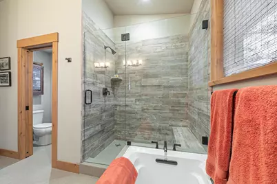 10200 Valmont Trail, Truckee, CA 96161 - Photo 17