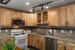 405 Chinquapin Ln, Tahoe City, CA 96145 - Photo 9