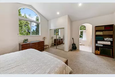 10454 Royal Crest Drive, Truckee, CA 96161 - Photo 15