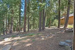 12577 Rainbow Dr, Truckee, CA 96161 - Photo 23