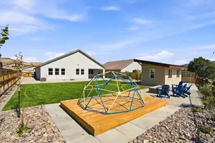 8388 Fenhollow Dr, Verdi, NV 89439 - Photo 23