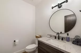 11936 Cavern Way, Truckee, CA 96161 - Photo 15