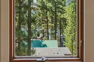 13273 Sierra Dr, Truckee, CA 96161 - Photo 7