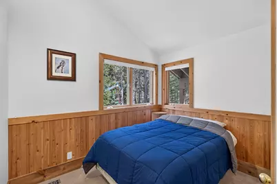 7231 Alpine Way, Soda Springs, CA 95728 - Photo 17