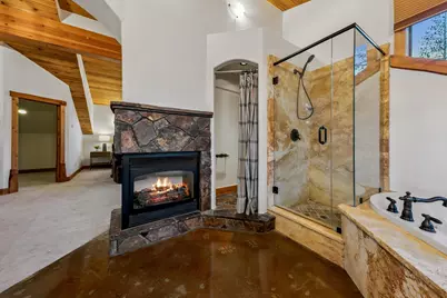 11557 Zermatt Drive, Truckee, CA 96161 - Photo 17
