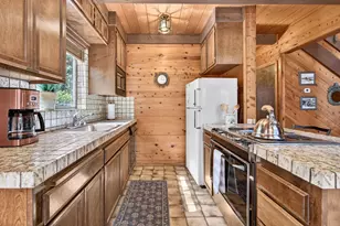 12057 Bennett Flat Rd, Truckee, CA 96161 - Photo 13
