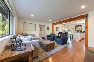 10895 Jeffery Pine Rd, Truckee, CA 96161 - Photo 5