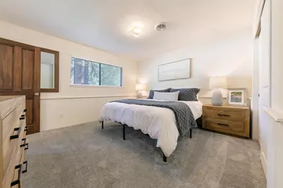 10895 Jeffery Pine Road, Truckee, CA 96161 - Photo 17