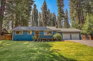 10895 Jeffery Pine Rd, Truckee, CA 96161 - Photo 1