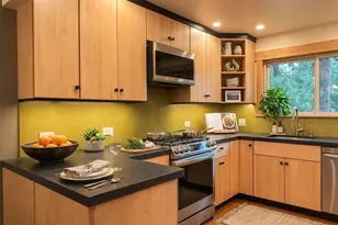 10664 Martis Dr, Truckee, CA 96161 - Photo 5