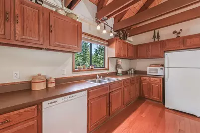 13753 Skiview Loop, Truckee, CA 96161 - Photo 13