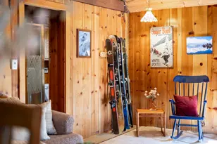 10043 Rusty Ln, Soda Springs, CA 95728 - Photo 9
